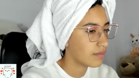 Nhaomy online show from October 8, 2025, 12:41 am