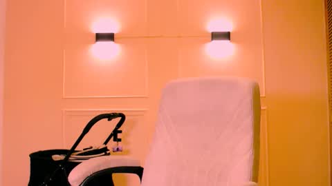 My name is Catalina. Please say hello I like to chat with you. If you have requests please use tip online show from March 25, 2026, 3:01 am