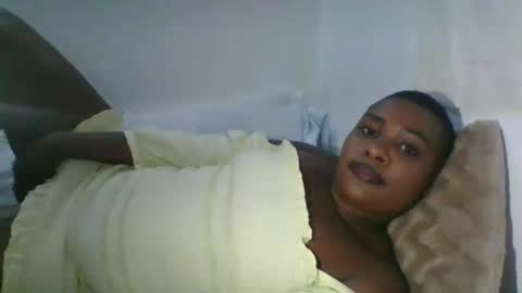 Snapshot of sweet_pussy39 chatting on September 28, 2025, 8:47 pm sweet_pussy39 online show from September 28, 2025, 8:47 pm