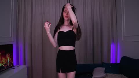 Vanessa online show from March 9, 2025, 7:15 pm