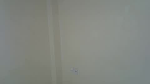 Elina online show from November 13, 2025, 5:45 pm