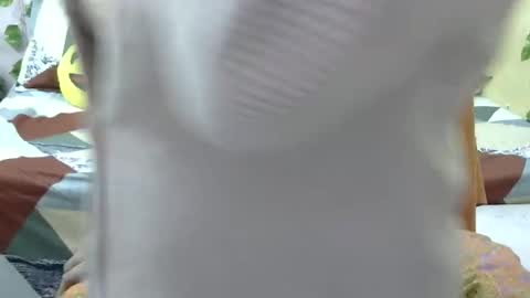 sweet_shivani online show from February 4, 2025, 3:44 am