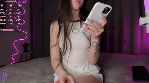 sweet_sonechka online show from February 16, 2025, 9:16 pm