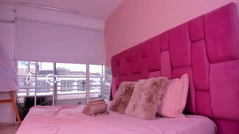 sweet_stacie online show from February 1, 2025, 2:02 pm