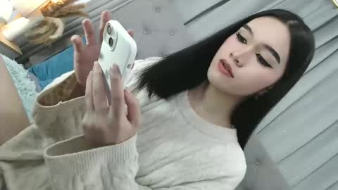 sweet_tatiana28 online show from June 4, 2026, 12:33 pm
