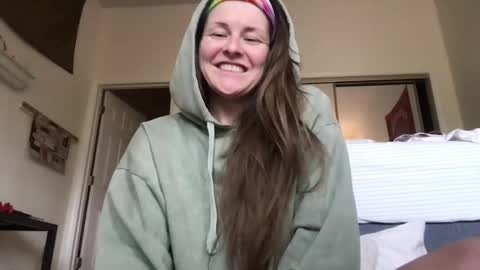 Snapshot of sweet_truffle chatting on May 11, 2026, 4:04 pm Heidi Brenner - Please check bio for schedule FAQ online show from May 11, 2026, 4:04 pm