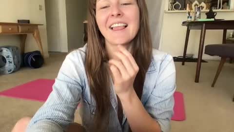 Snapshot of sweet_truffle chatting on May 14, 2026, 2:02 pm Heidi Brenner - Please check bio for schedule FAQ online show from May 14, 2026, 2:02 pm