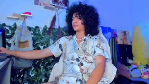 Steven independent model online show from January 19, 2025, 8:41 pm