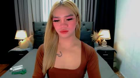 Snapshot of sweet_zoey12 chatting on April 23, 2026, 12:29 pm bea takashi online show from April 23, 2026, 12:29 pm