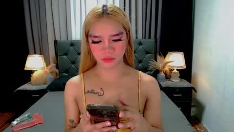 Snapshot of sweet_zoey12 chatting on April 26, 2026, 9:40 am bea takashi online show from April 26, 2026, 9:40 am