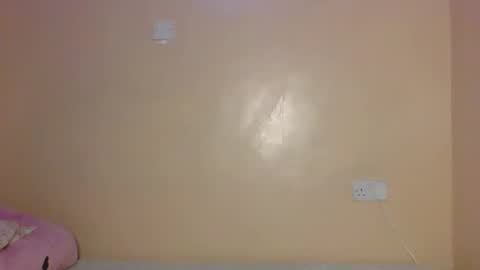 zuri online show from December 22, 2025, 2:19 am