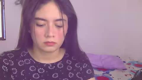 sweetalbedox online show from February 26, 2026, 7:24 pm