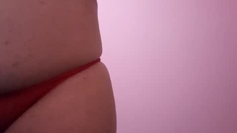 sweetapple808216 online show from December 31, 2024, 12:00 am