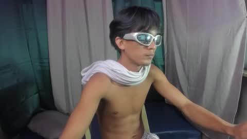 Snapshot of sweetasianrobertxxx chatting on February 18, 2026, 6:26 pm Robert online show from February 18, 2026, 6:26 pm