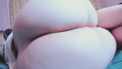 Snapshot of sweetass_u chatting on December 9, 2024, 3:29 am Nastya  online show from December 9, 2024, 3:29 am