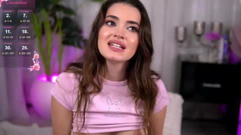 Snapshot of sweetauraa chatting on May 31, 2026, 6:09 pm Aura online show from May 31, 2026, 6:09 pm