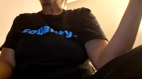 Snapshot of sweetaztea chatting on January 24, 2025, 4:27 am sweetaztee online show from January 24, 2025, 4:27 am