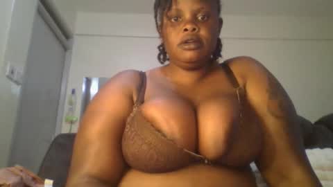 sweetbaby46 online show from November 3, 2025, 2:18 pm