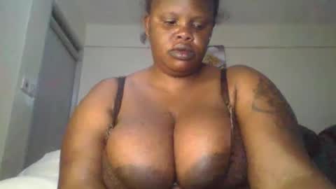 sweetbaby46 online show from November 22, 2025, 4:11 am