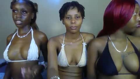 Snapshot of sweetbaby_30 chatting on April 21, 2026, 2:26 am Sweetbaby 30 online show from April 21, 2026, 2:26 am