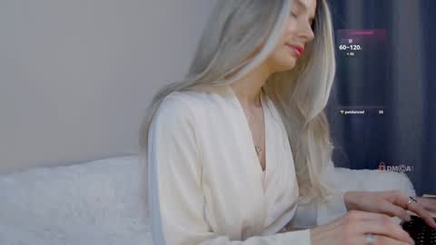 sweetbabyxx2021 online show from February 6, 2025, 4:31 am