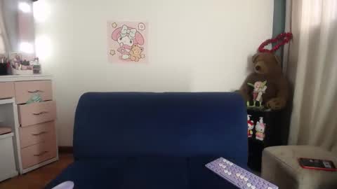 Emyi online show from February 26, 2026, 7:57 pm