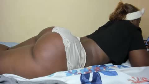 Sweetbigass online show from March 6, 2026, 9:17 am