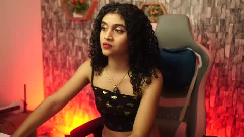 Salom independent model online show from April 10, 2026, 4:06 am