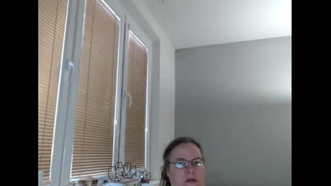 Sweetboobs85h online show from January 13, 2026, 8:30 am