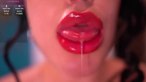 Brenda  online show from March 6, 2025, 12:32 am