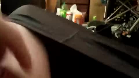 sweetbutt2400 online show from April 2, 2026, 5:38 am