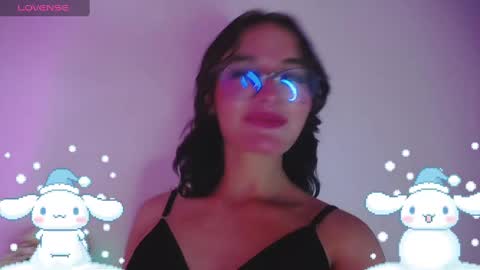 Snapshot of sweetcameron_ chatting on December 23, 2024, 8:47 pm Cameron online show from December 23, 2024, 8:47 pm