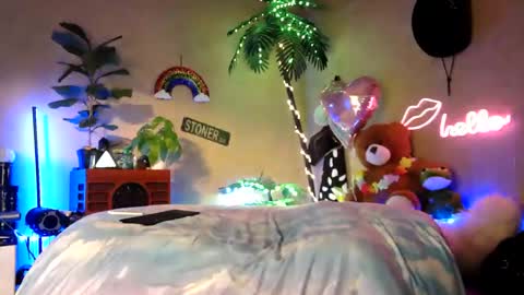 Snapshot of sweetcarimilla83 chatting on February 22, 2026, 8:24 am Jillian online show from February 22, 2026, 8:24 am