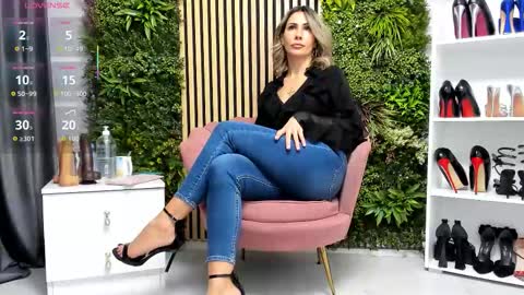 Cherry online show from November 17, 2025, 7:03 am