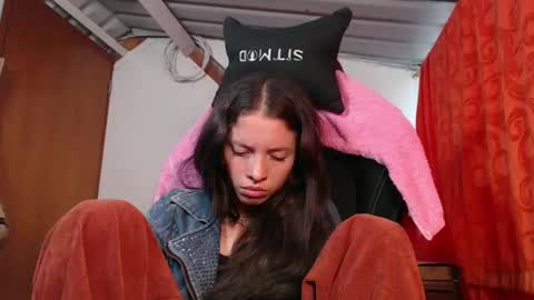 sweetdam12 online show from January 13, 2025, 8:48 pm