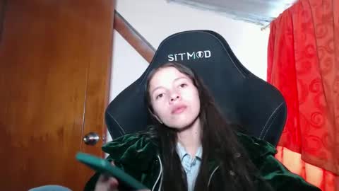 sweetdam12 online show from March 10, 2025, 8:12 pm