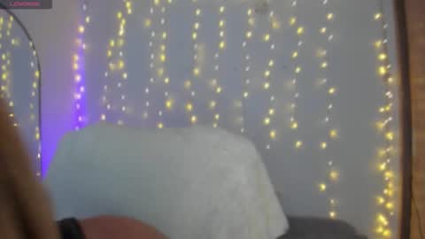 natalia online show from February 3, 2026, 5:05 am