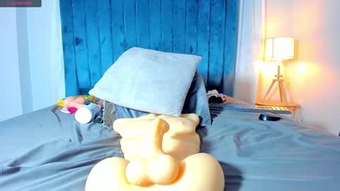 Snapshot of sweetebony_69 chatting on January 24, 2025, 3:13 pm Mia online show from January 24, 2025, 3:13 pm