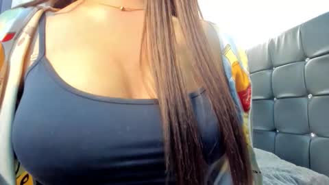 sweetest_one4 online show from December 20, 2025, 3:19 pm