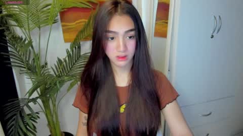 Snapshot of sweetestmallow chatting on January 4, 2025, 12:27 am mallow online show from January 4, 2025, 12:27 am