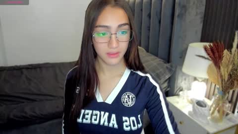 Snapshot of sweetestmallow chatting on January 21, 2025, 8:41 am mallow online show from January 21, 2025, 8:41 am