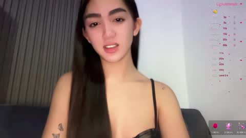 Snapshot of sweetestmallow chatting on October 17, 2025, 10:23 pm mallow online show from October 17, 2025, 10:23 pm