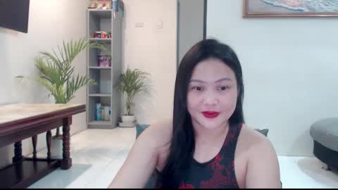 Snapshot of sweetestsmile_ chatting on March 7, 2025, 2:45 pm Khaye online show from March 7, 2025, 2:45 pm