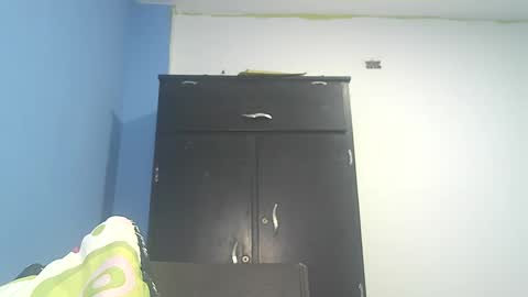 Snapshot of sweetgirl213742 chatting on September 17, 2025, 6:59 am Victoria Santos online show from September 17, 2025, 6:59 am