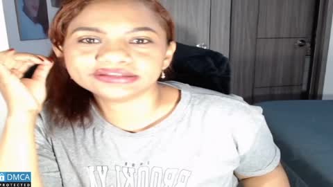 Snapshot of sweetgirlm_ chatting on January 19, 2025, 5:37 am Any online show from January 19, 2025, 5:37 am