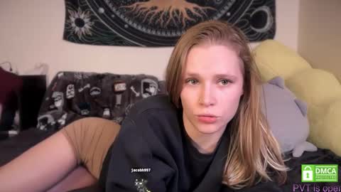 sweetgracee online show from October 26, 2025, 2:39 am