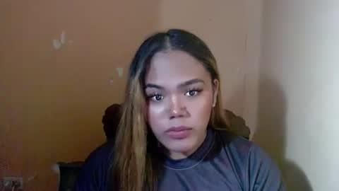 Bella online show from September 8, 2025, 2:27 pm