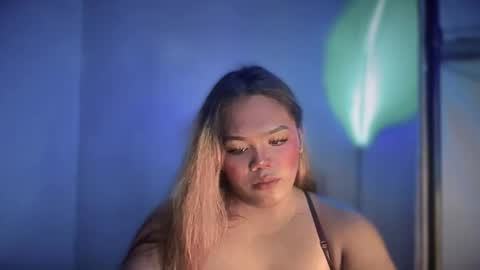 Bella online show from September 30, 2025, 6:57 pm