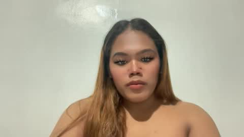 Bella online show from October 18, 2025, 10:49 am