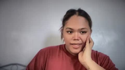 Bella online show from October 19, 2025, 6:03 am